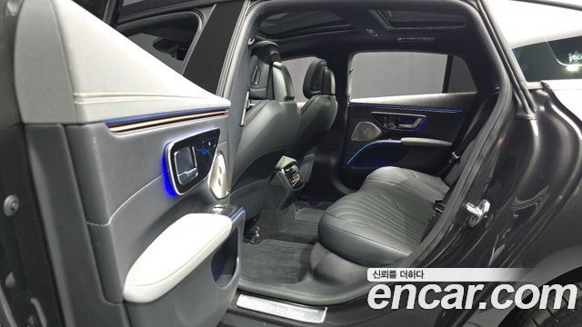 Mercedes-Benz EQS EQS350