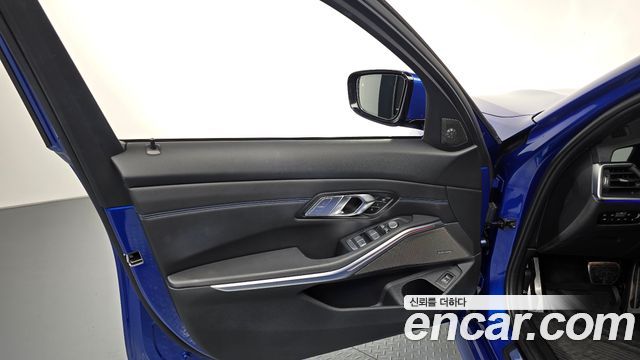 BMW 3-Series 320i M Sport