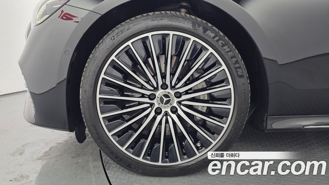 Mercedes-Benz E-Class E450 4MATIC Exclusive
