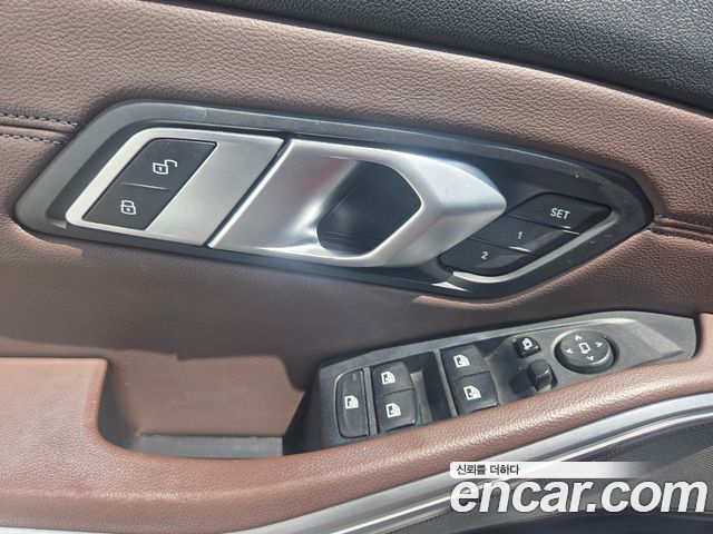 BMW 3-Series 320d Luxury