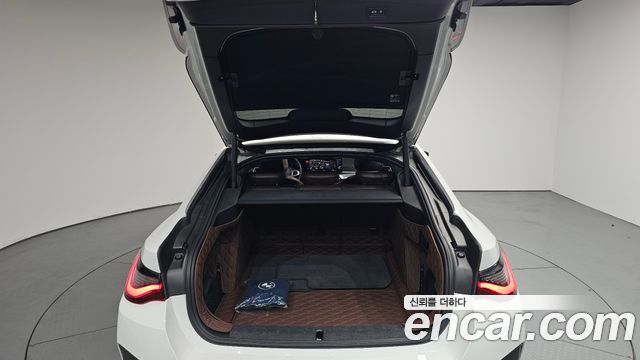 BMW i4 eDrive40 M Sports Pro