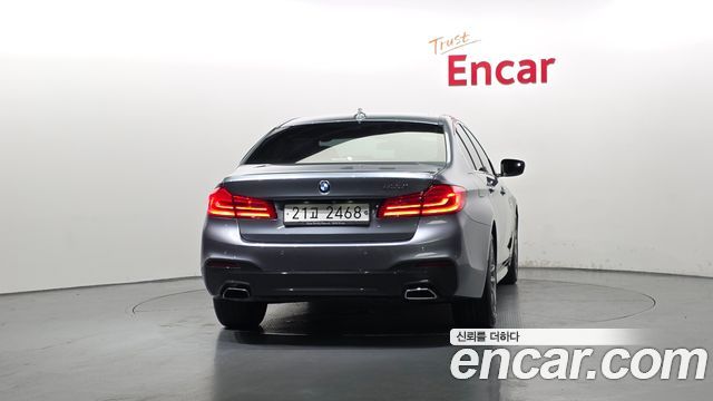 BMW 5-Series 530i M Sport Package Plus