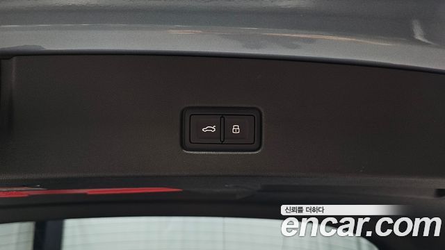 Audi Q4 e-tron 40 Premium