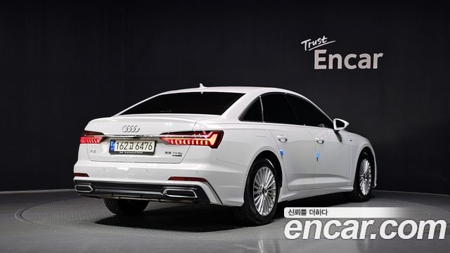 Audi A6 45 TFSI Premium