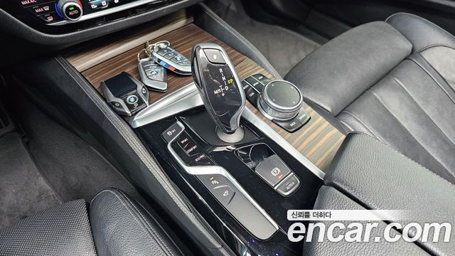 BMW 5-Series 520d M Sport Package Plus