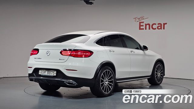 Mercedes-Benz GLC-Class GLC220 d 4MATIC Premium Coupe