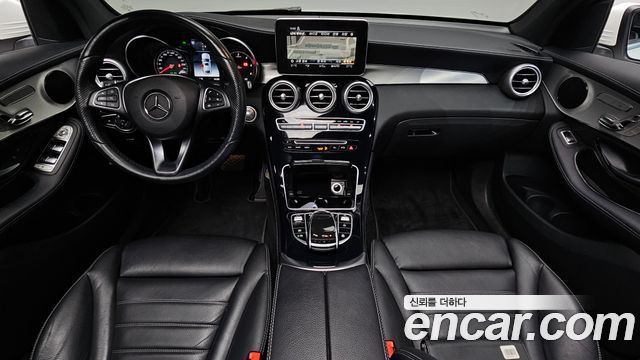 Mercedes-Benz GLC-Class GLC220 d 4MATIC Premium Coupe