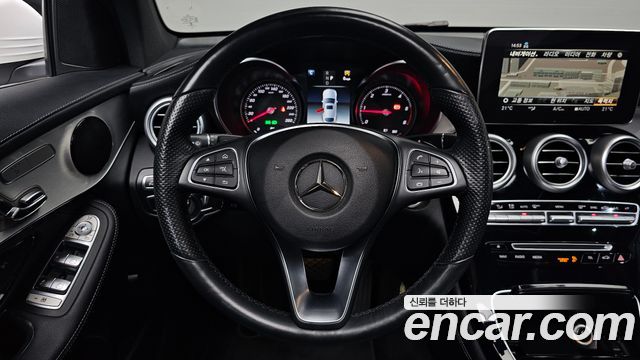 Mercedes-Benz GLC-Class GLC220 d 4MATIC Premium Coupe