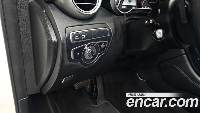 Mercedes-Benz GLC-Class GLC220 d 4MATIC Premium Coupe