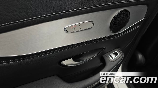 Mercedes-Benz GLC-Class GLC220 d 4MATIC Premium Coupe