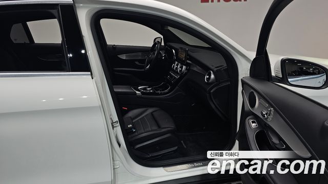 Mercedes-Benz GLC-Class GLC220 d 4MATIC Premium Coupe