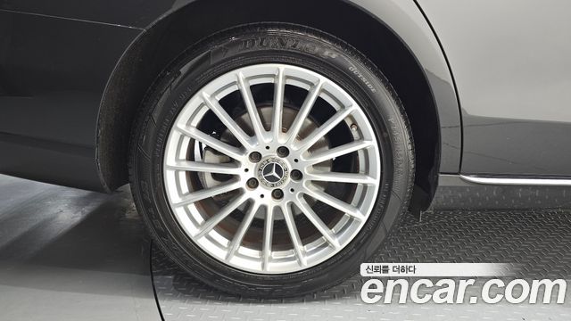 Mercedes-Benz E-Class E250 Exclusive