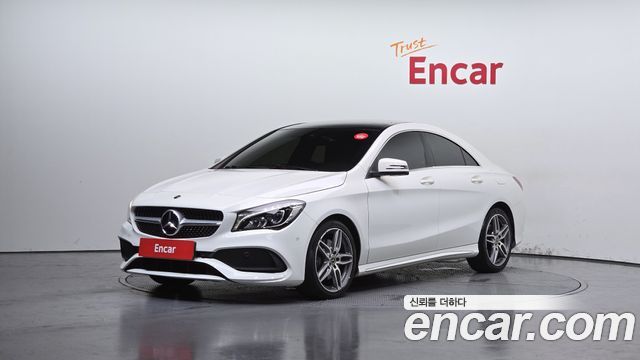 Mercedes-Benz CLA-Class CLA220 AMG Line