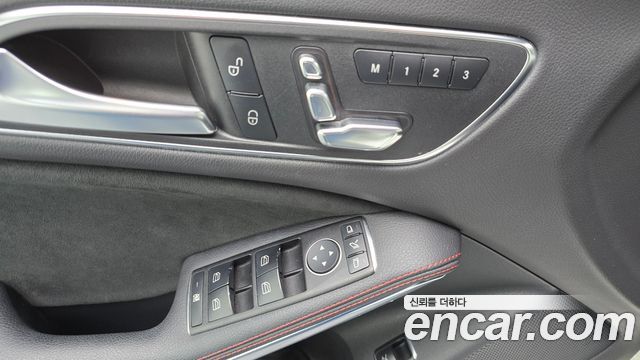 Mercedes-Benz CLA-Class CLA220 AMG Line