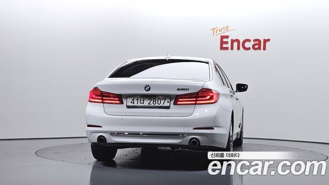 BMW 5-Series 530i Luxury Plus