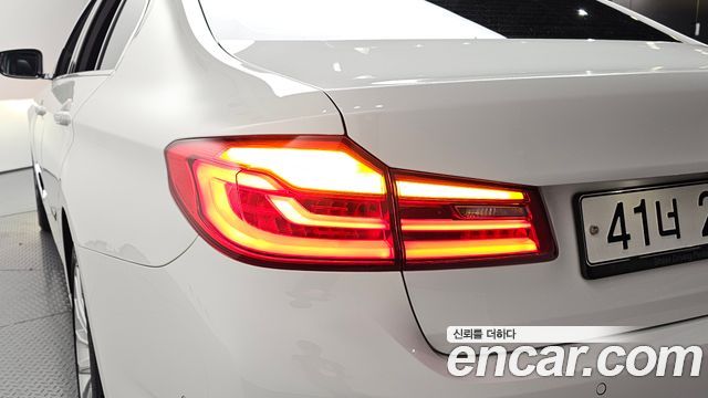 BMW 5-Series 530i Luxury Plus