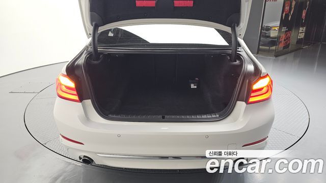 BMW 5-Series 530i Luxury Plus