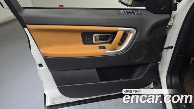 Land Rover Discovery Sport 2.0 TD4 HSE Luxury