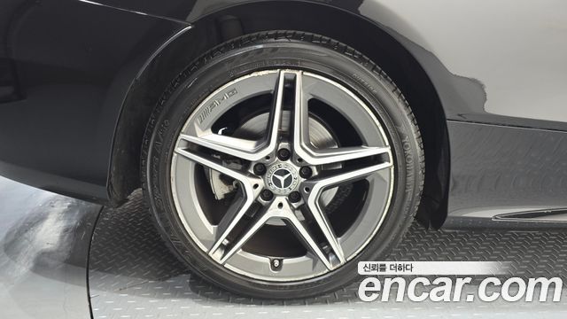 Mercedes-Benz C-Class C200 Coupe
