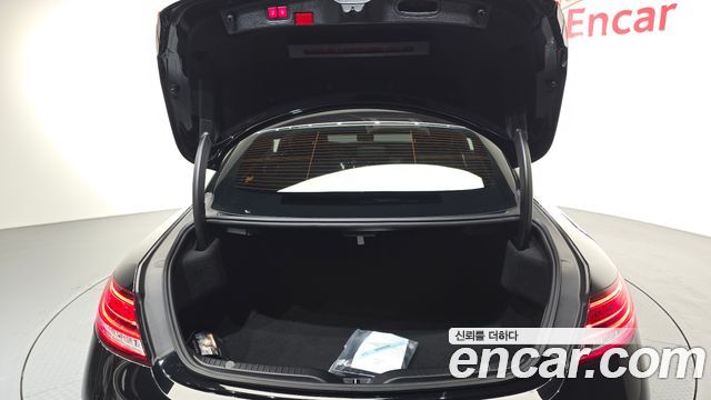 Mercedes-Benz C-Class C200 Coupe