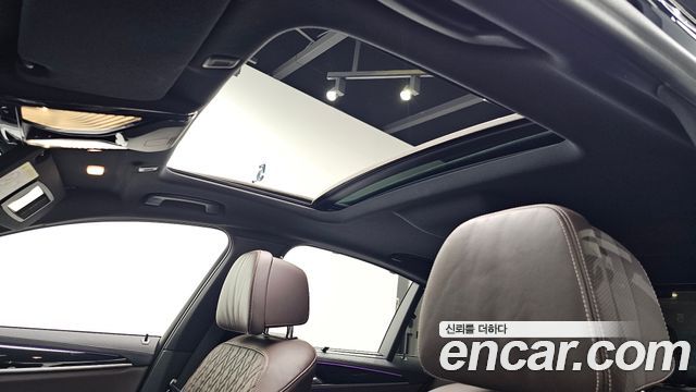BMW 5-Series 530i M Sport Package