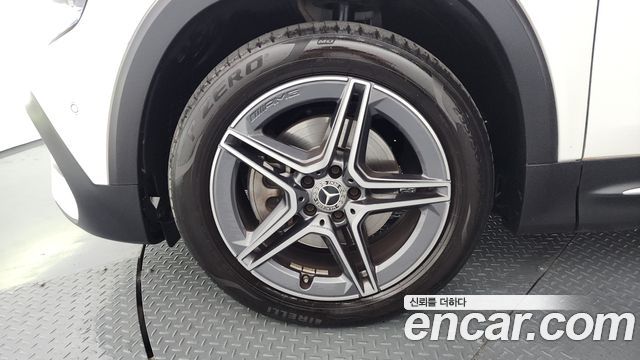Mercedes-Benz GLB-Class GLB250 4MATIC