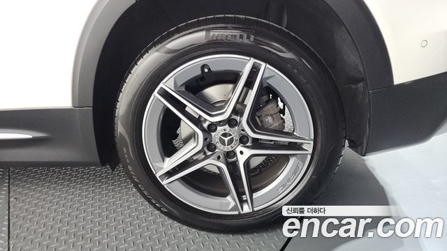Mercedes-Benz GLB-Class GLB250 4MATIC