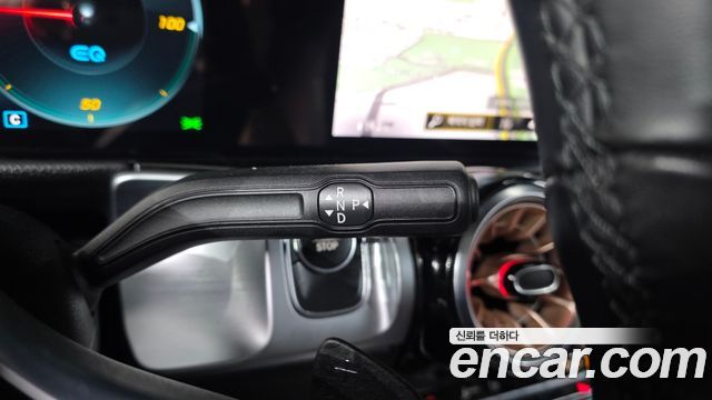 Mercedes-Benz EQB EQB300 4MATIC