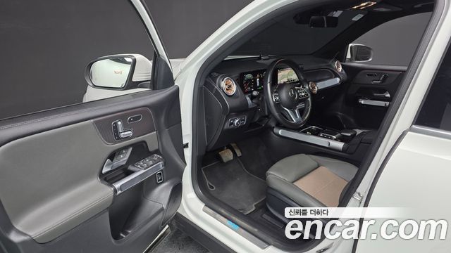 Mercedes-Benz EQB EQB300 4MATIC