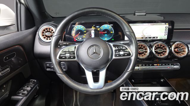 Mercedes-Benz EQB EQB300 4MATIC
