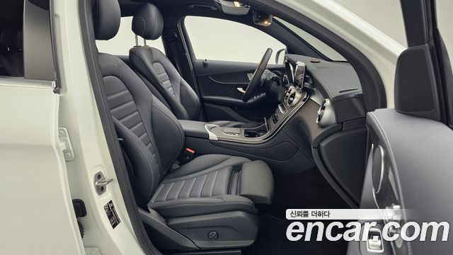 Mercedes-Benz GLC-Class GCL300 4MATIC Coupe