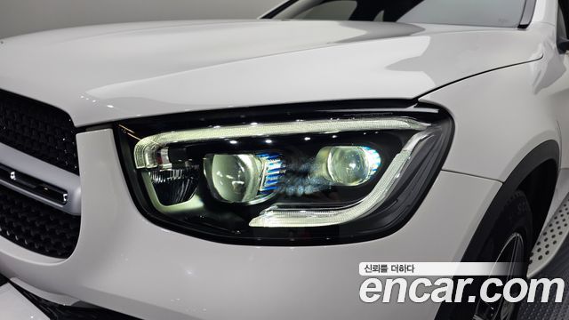 Mercedes-Benz GLC-Class GCL300 4MATIC Coupe