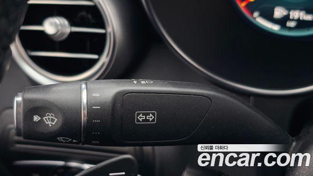 Mercedes-Benz GLC-Class GCL300 4MATIC Coupe