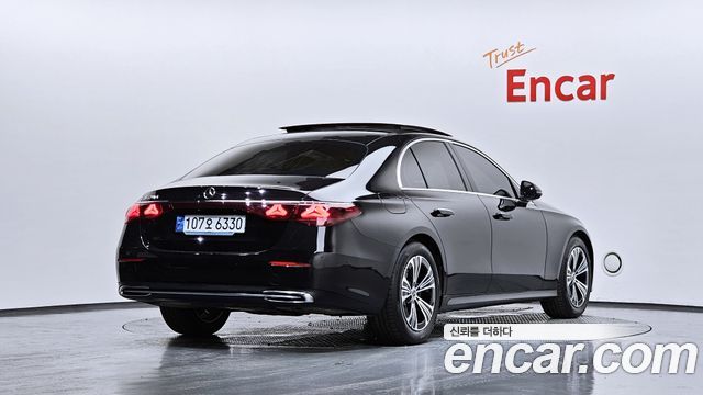 Mercedes-Benz E-Class E200 Avantgarde