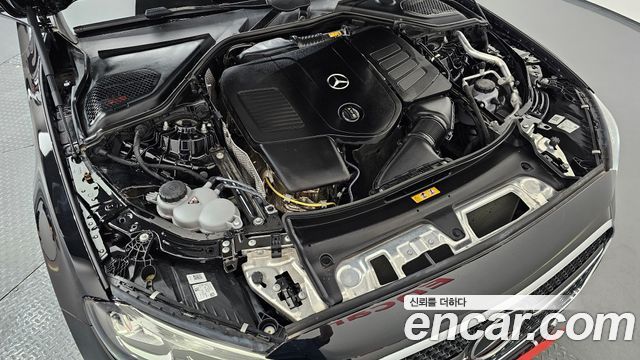 Mercedes-Benz E-Class E200 Avantgarde
