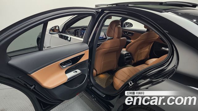 Mercedes-Benz E-Class E200 Avantgarde