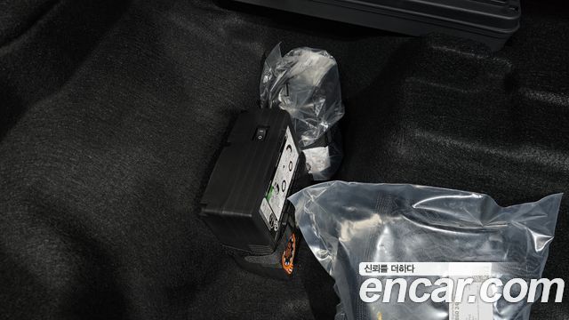Mercedes-Benz E-Class E200 Avantgarde