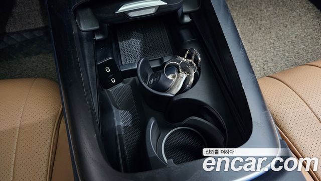 Mercedes-Benz E-Class E200 Avantgarde