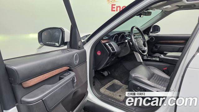 Land Rover Discovery 3.0 TD6 HSE Luxury