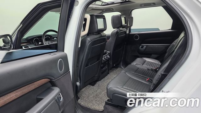 Land Rover Discovery 3.0 TD6 HSE Luxury