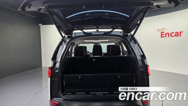 Land Rover Discovery 3.0 TD6 HSE Luxury