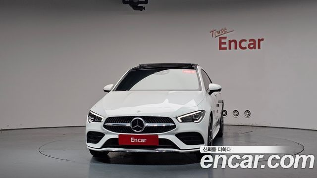 Mercedes-Benz CLA-Class CLA250 4MATIC