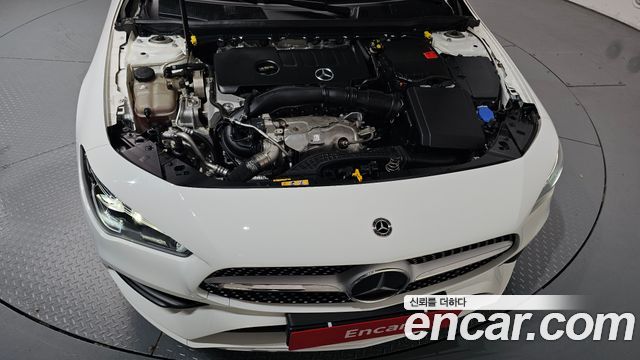 Mercedes-Benz CLA-Class CLA250 4MATIC
