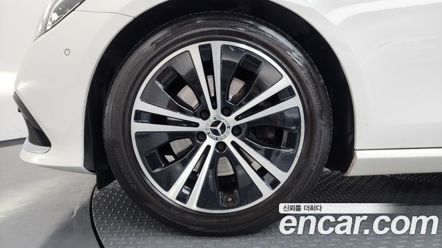 Mercedes-Benz E-Class E250 Avantgarde