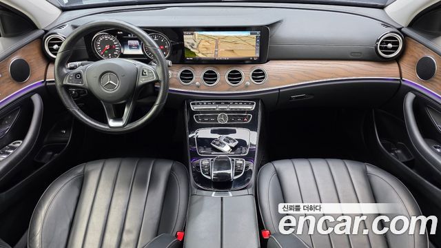 Mercedes-Benz E-Class E220d Exclusive