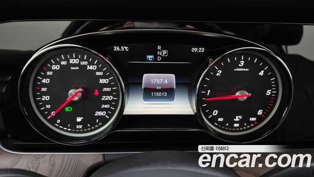 Mercedes-Benz E-Class E220d Exclusive