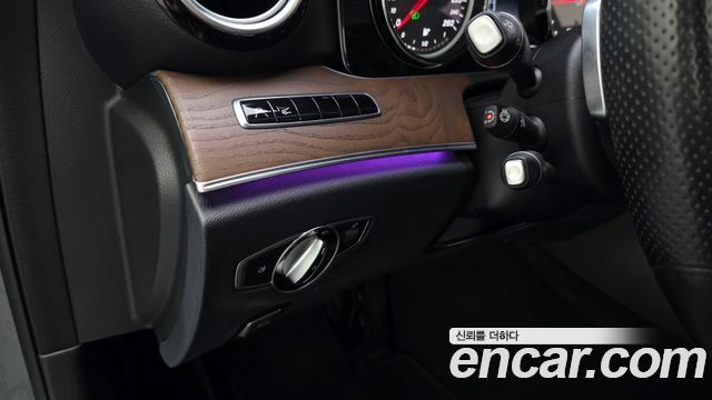 Mercedes-Benz E-Class E220d Exclusive