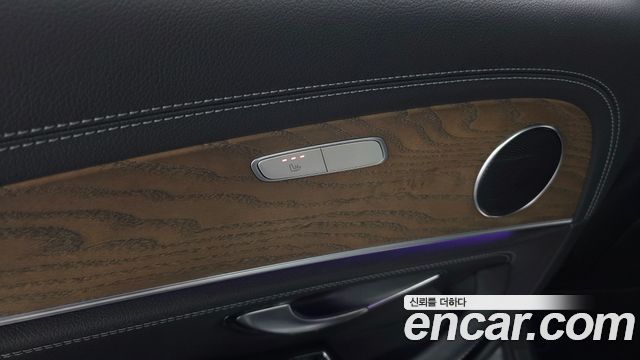 Mercedes-Benz E-Class E220d Exclusive