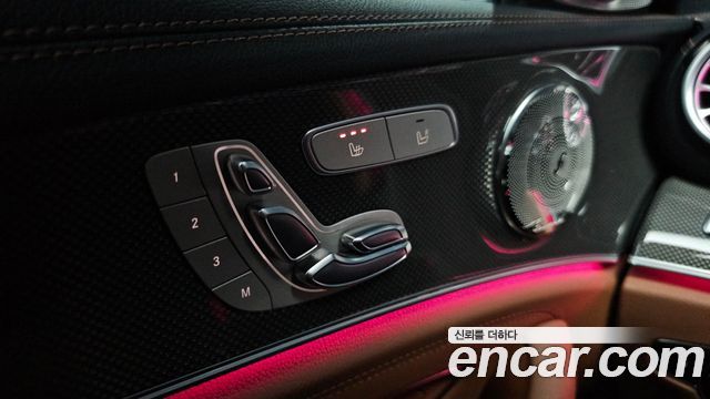 Mercedes-Benz E-Class E300 4MATIC AMG Line
