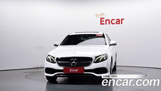 Mercedes-Benz E-Class E200 Avantgarde